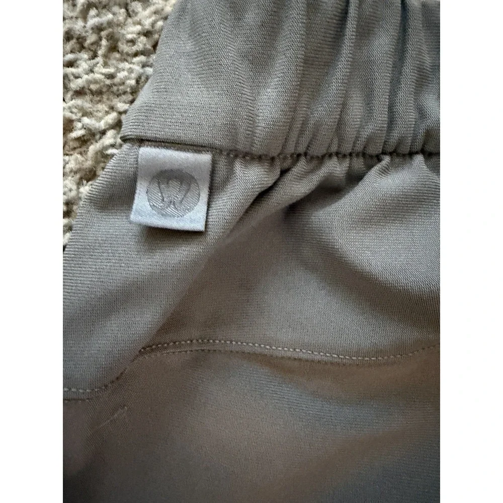 Lululemon Mens ABC Pull On Pants Warpstreme Rover Athletic Gym Drawstring Small